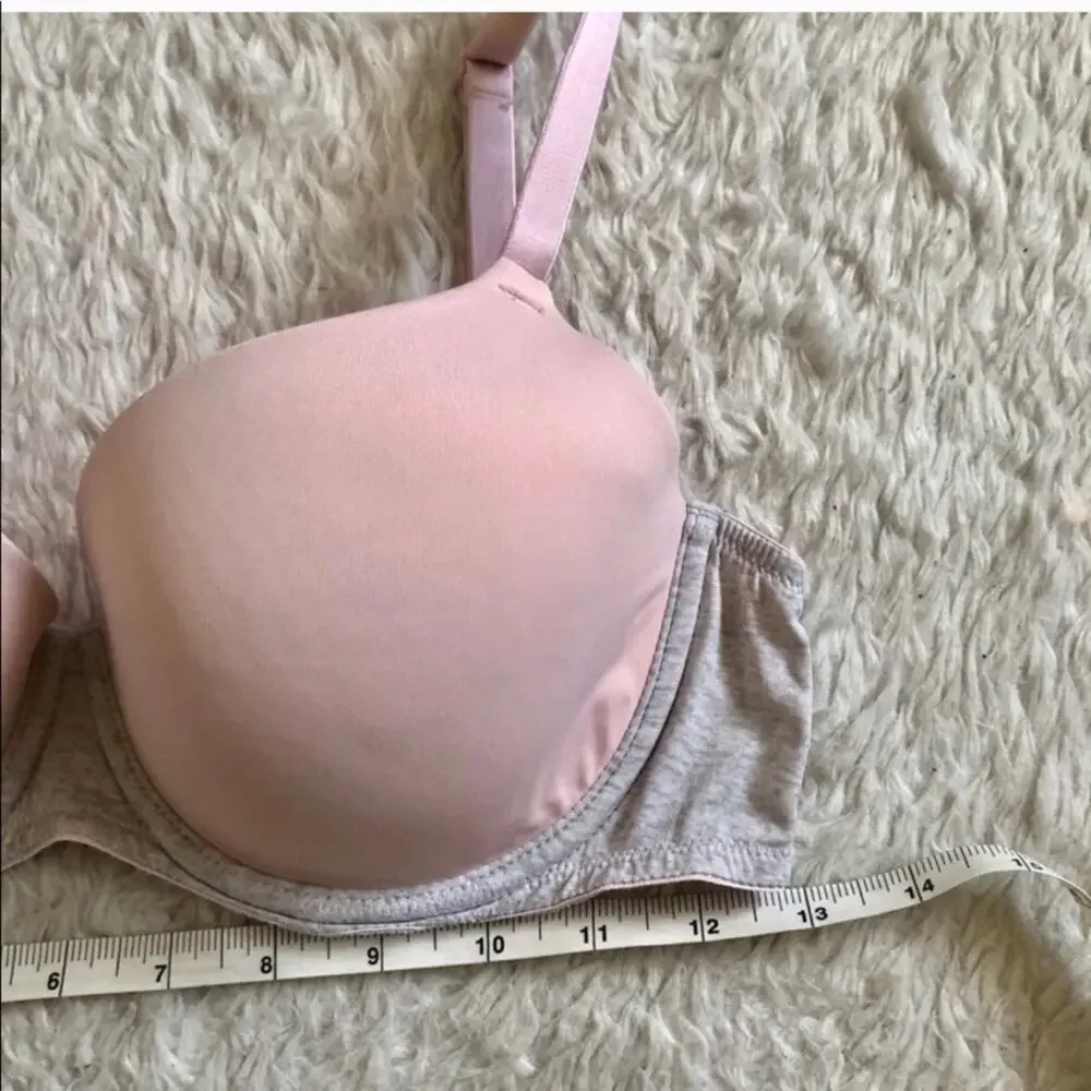 VS PINK Campus Lounge Lightly Lined Wear Everywhere T-Shirt Bra 34B Light Pink